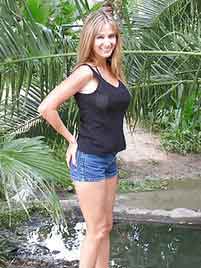 a milf in East Amherst, New York